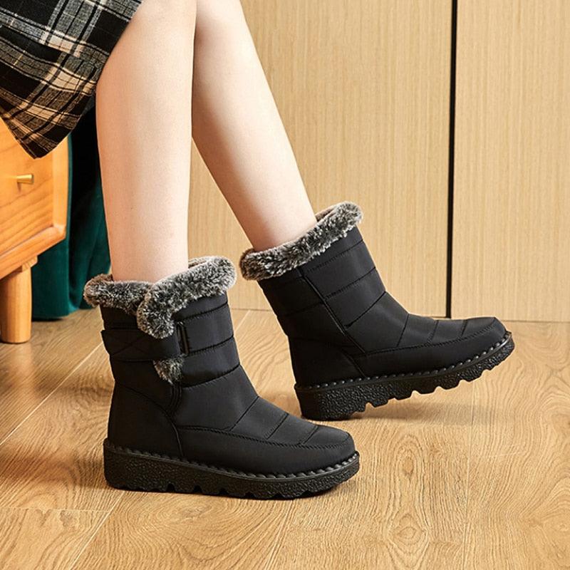 Bota Peluciada Impermeável JanaUp®